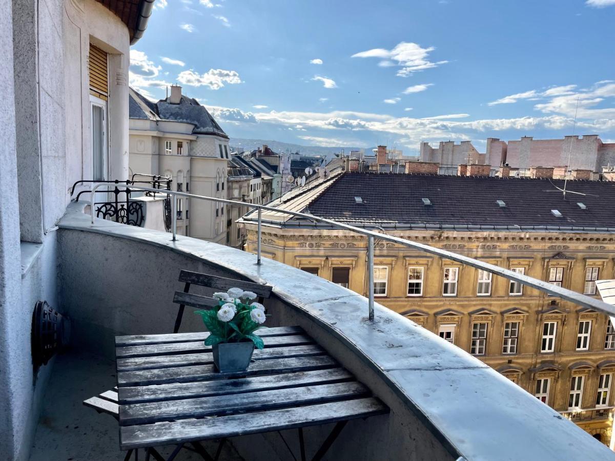 Jolan Suite Budapest Esterno foto