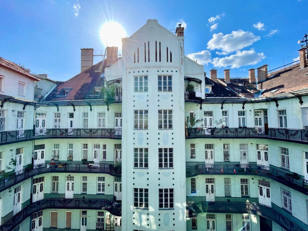 Jolan Suite Budapest Esterno foto