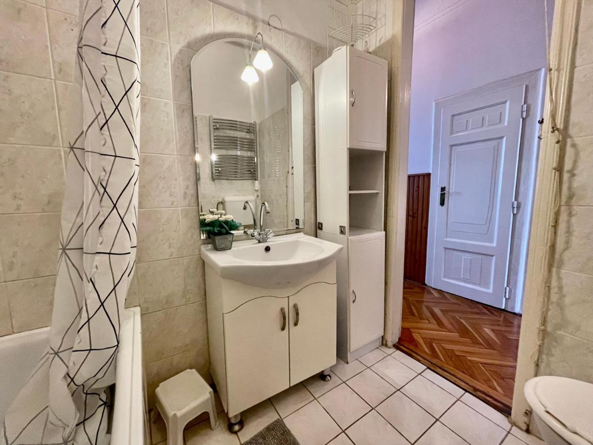 Jolan Suite Budapest Esterno foto
